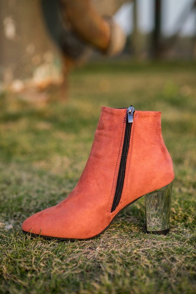 En Bloom | Mirror Heel Ankle Boots