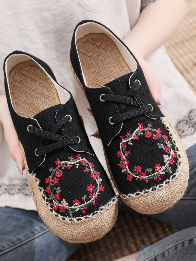 Cactus Rose | Embroidered Linen Boat Shoe