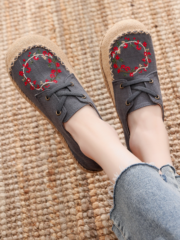 Cactus Rose | Embroidered Linen Boat Shoe