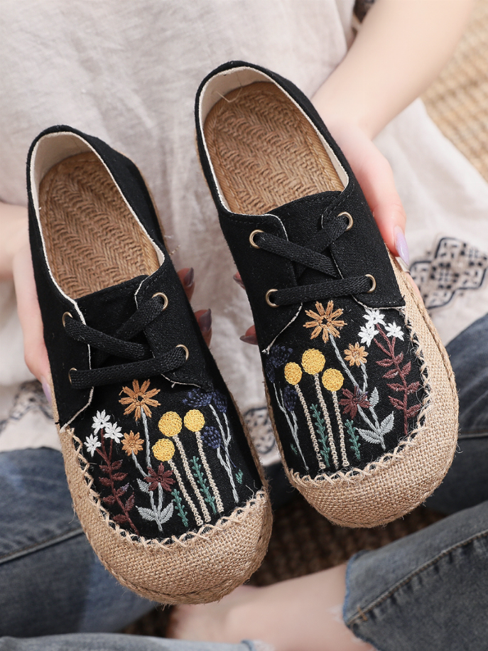Cactus Rose | Embroidered Linen Boat Shoe