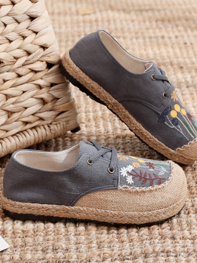 Cactus Rose | Embroidered Linen Boat Shoe
