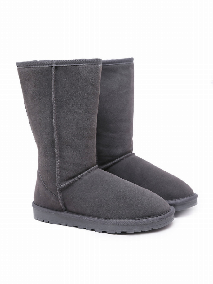 Smaibulun Ugg | Signature Faux Fur-Lined Suede Boot