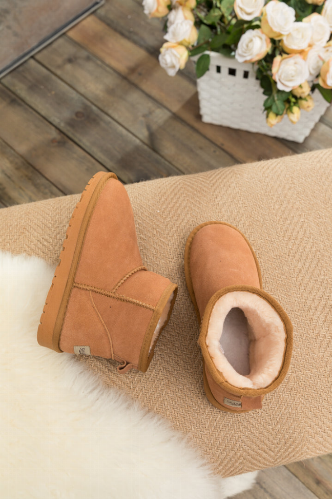 Smaibulun Ugg | Faux Fur-Lined Suede Low Boot