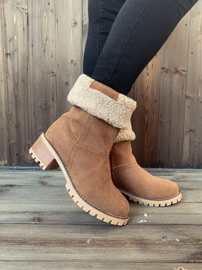 En Bloom | Plush-Lined Fold-Over Boot