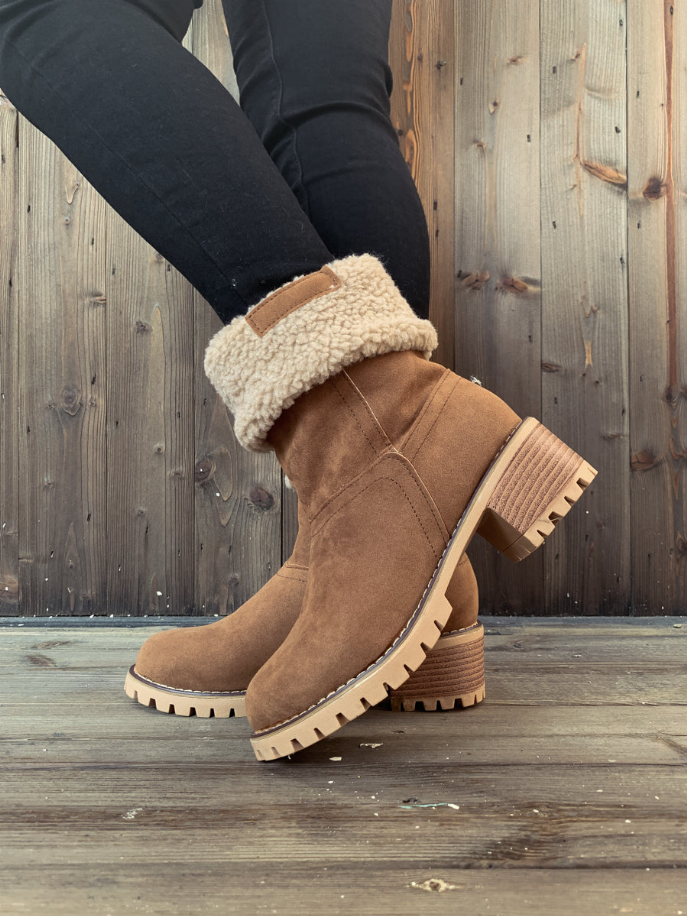 En Bloom | Plush-Lined Fold-Over Boot