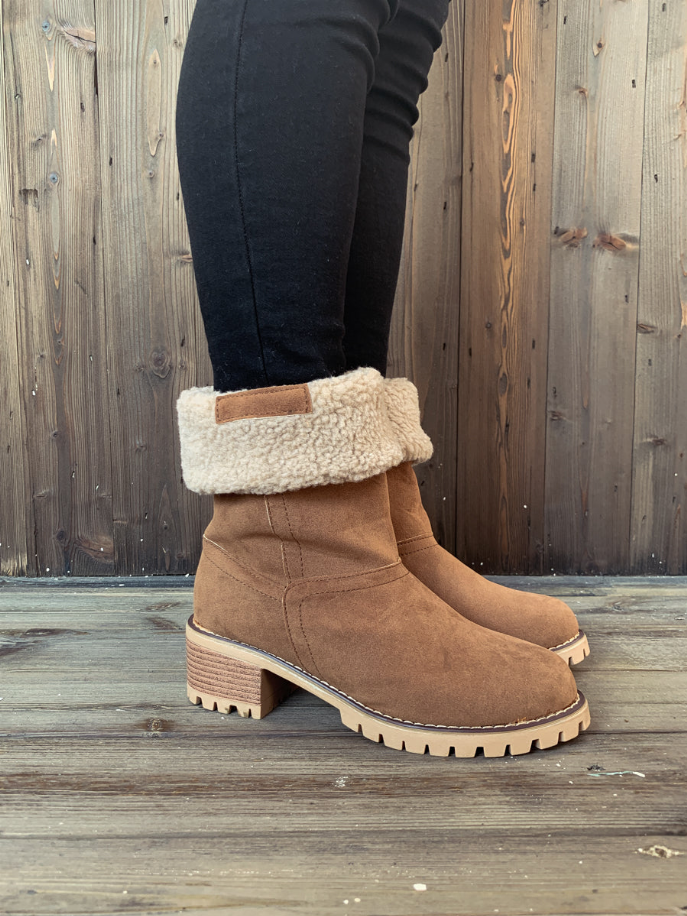 En Bloom | Plush-Lined Fold-Over Boot