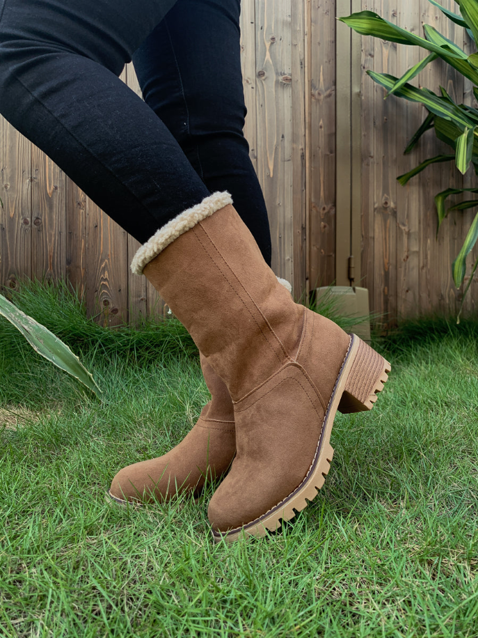 En Bloom | Plush-Lined Fold-Over Boot