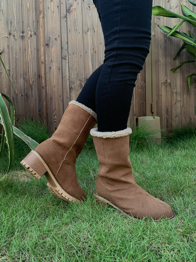 En Bloom | Plush-Lined Fold-Over Boot