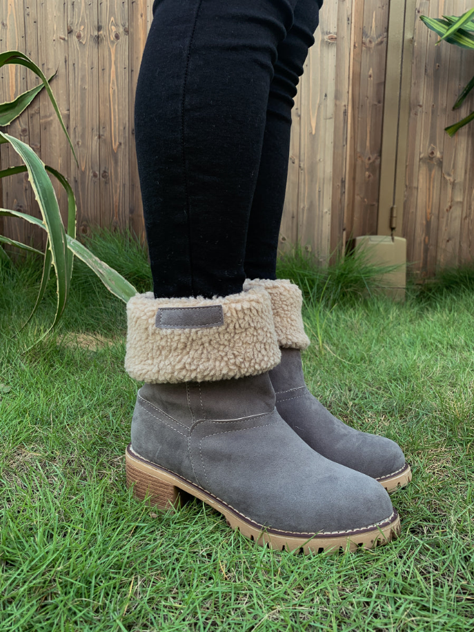 En Bloom | Plush-Lined Fold-Over Boot