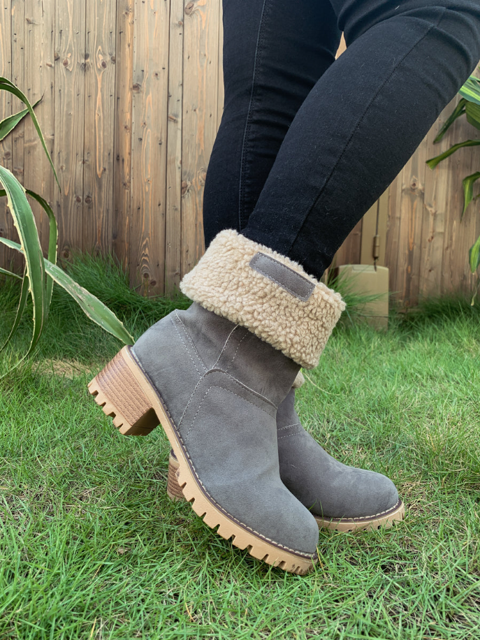En Bloom | Plush-Lined Fold-Over Boot