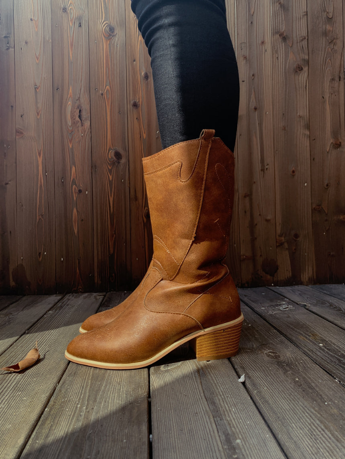 En Bloom | Pull-Tab Cowboy Boot