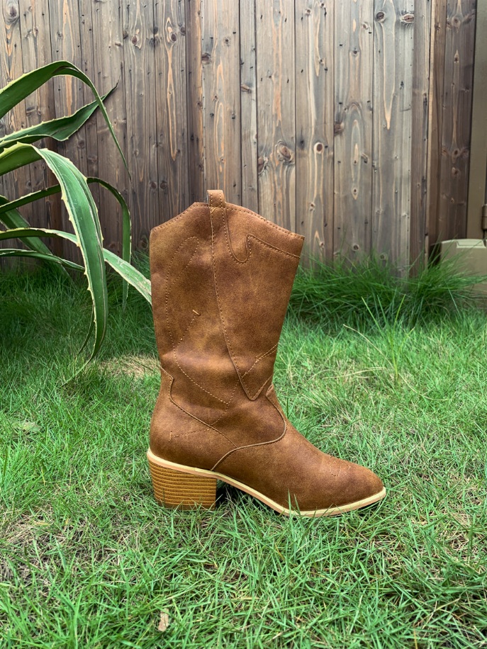En Bloom | Pull-Tab Cowboy Boot