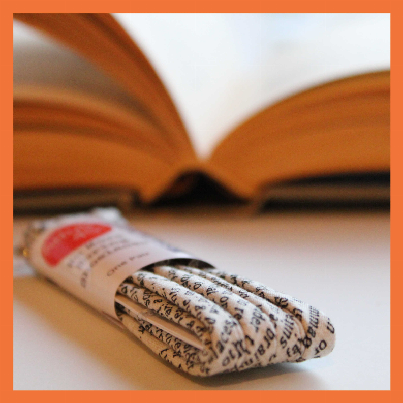 Words and Lettering Shoelaces