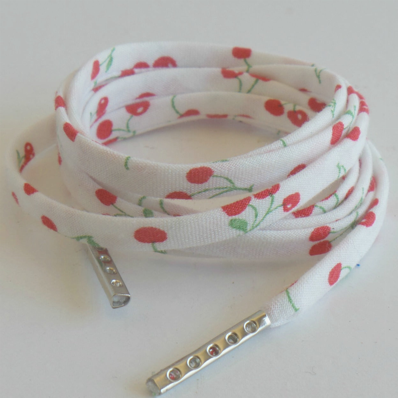 Tiny Skulls Shoelaces